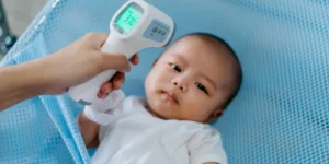 Read more about the article Is Your Baby Overheating? Signs Your Baby Is Too Hot
